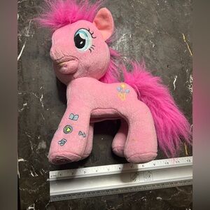 My Little Pony Pinky Pie Stuffed
Animal Animatronic 2014
